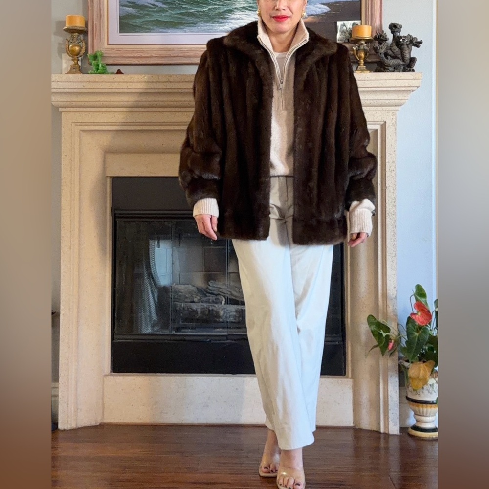 Vintage Jack Fenster Furs Beverly Hills Luxurious high quality so soft fur coat